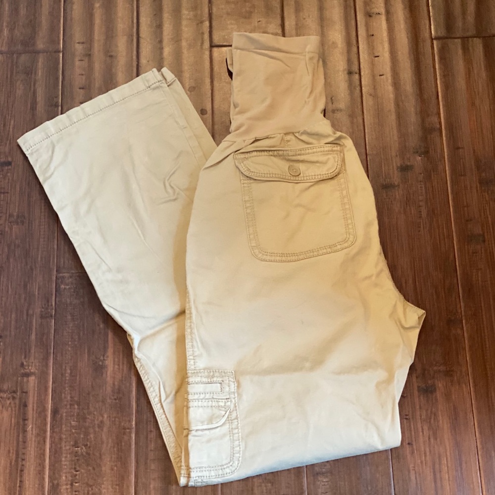 Maternity small lightweight cargo khaki pants - Picture 2 of 11